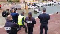 Marseille: Trompé par son GPS, un automobiliste finit dans le Vieux-Port - Aucune personne blessée -