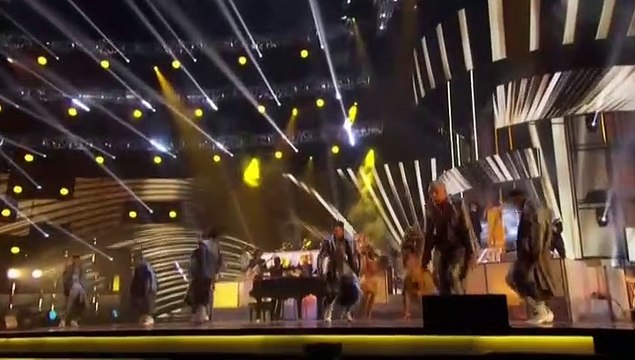 Rosalía arrasa en los Grammy Latinos