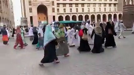 Friday Prayer in Madinah - Budget Umrah Packages