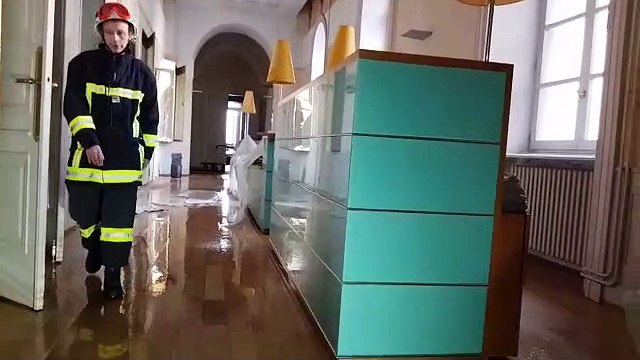 Incendie à la mairie d'Annecy : les dégâts vus de l'intérieur