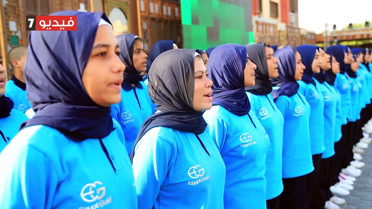 التعليم صنعة.. طلاب مدرسة الحلى والمجوهرات بالعبور: بنتعلم صحة