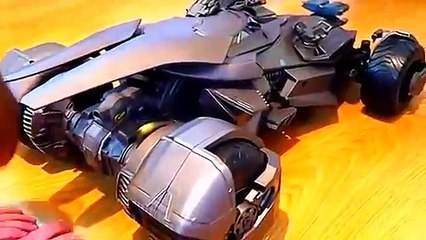 WOW ! MATTEL ULTIMATE BATMOBILE   REMOTE                    - gondia - गोंदिया ( 360 X 640 )