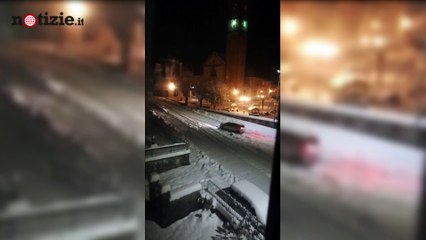 Download Video: Maltempo, la neve arriva anche a bassa quota: imbiancato Piemonte e Dolomiti | Notizie.it