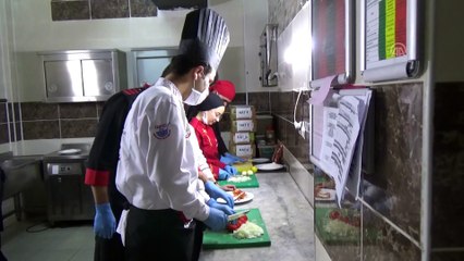 Öğrenciler hem öğreniyor hem üretiyor - KÜTAHYA