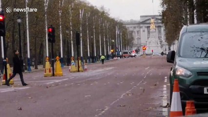 Police confirm vehicle is 'non-suspicious' after officers set up cordon near Buckingham Palace