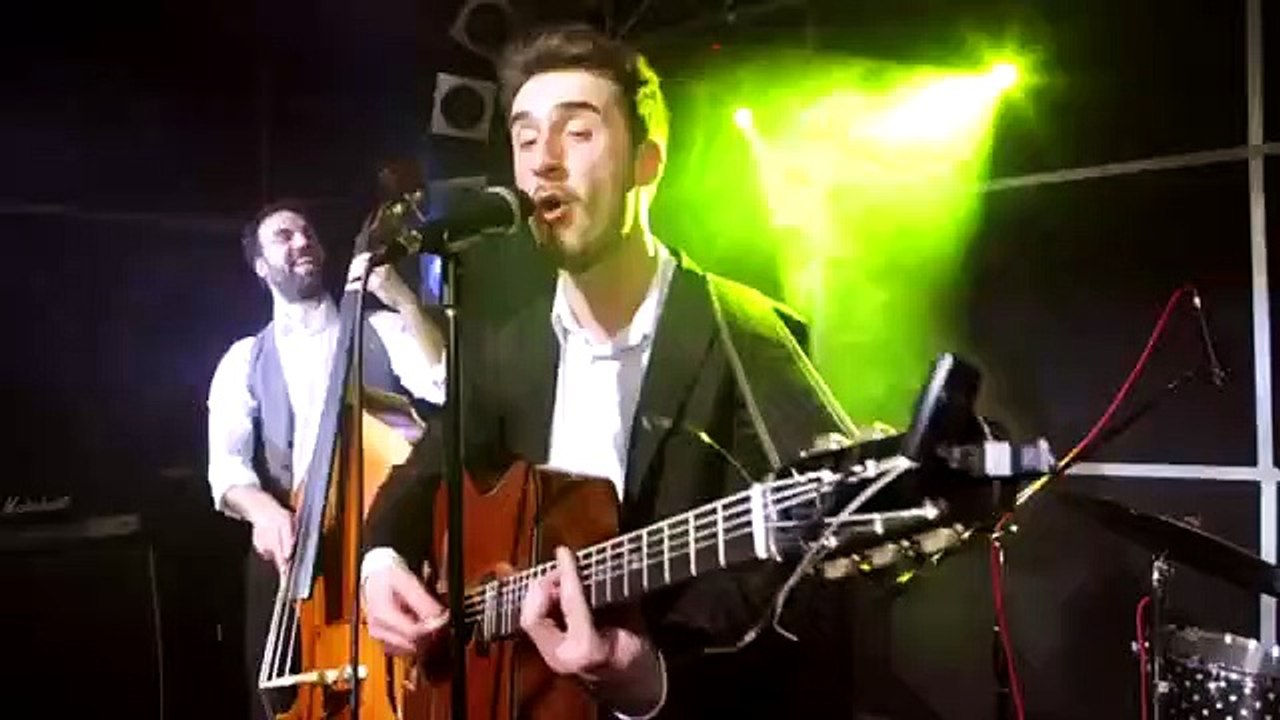JustinMusic - Italian  Swing
