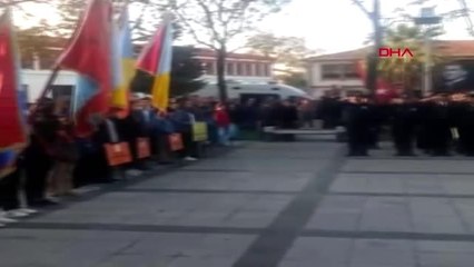 Çanakkale bayramiç'teki '10 kasım töreni' soruşturmasında 2 öğretmen açığa alındı