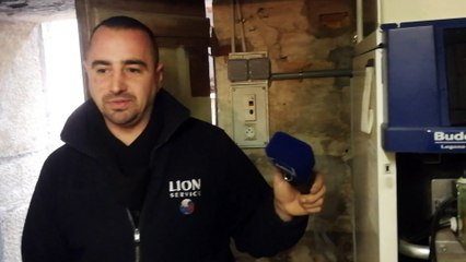 Florent Jeannin, plombier-chauffagiste de l'entreprise Lion à Dijon