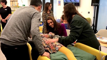 Video herunterladen: Kate Middleton Visits East Anglia's Children's Hospices