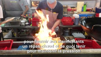 Hong Kong: les étudiants aux fourneaux de la cantine universitaire (2)
