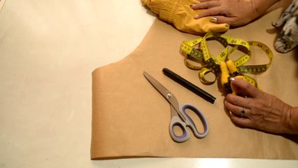 BERMUDA DE ELÁSTICO SEM COSTURA LATERAL /Atelier Costurando comigo by Fátima Valéria