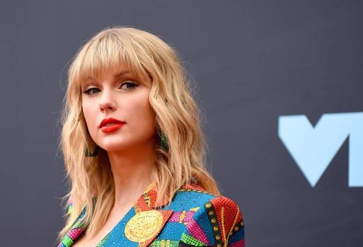 Taylor Swift Accuses Scooter Braun and Scott Borchetta of Keeping Her From Performing Her Music