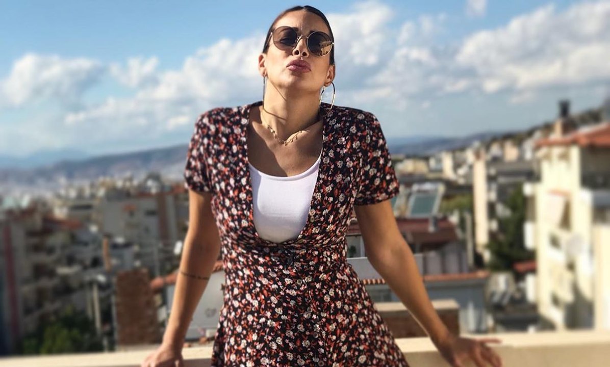 Παλεύεις να χάσεις τα κιλά της εγκυμοσύνης; Η Ελένη Χατζίδου μας έδειξε πώς προπονείται