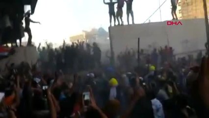 Irak'taki gösterilerde 1,5 ayda 319 kişi öldü