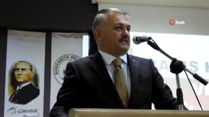 157 Kıbrıs Gazisi'ne 45 yıl sonra madalya...Hayatta olmayanların çocukları duygusal anlar yaşadı