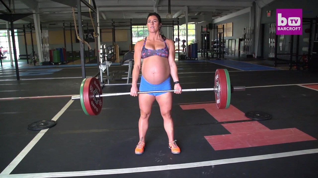 Trainer Emily Breeze Just Shared the Realest Postpartum Pics—and Admits She Gets 'Frustrated' and 'Discouraged'