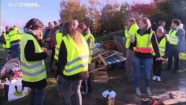 Ein Jahr Gelbwesten-Proteste - Frankreich weiter tief gespalten
