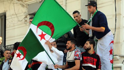 مظاهرات الجزائر تؤكد رفضها للانتخابات بإشراف رموز النظام السابق