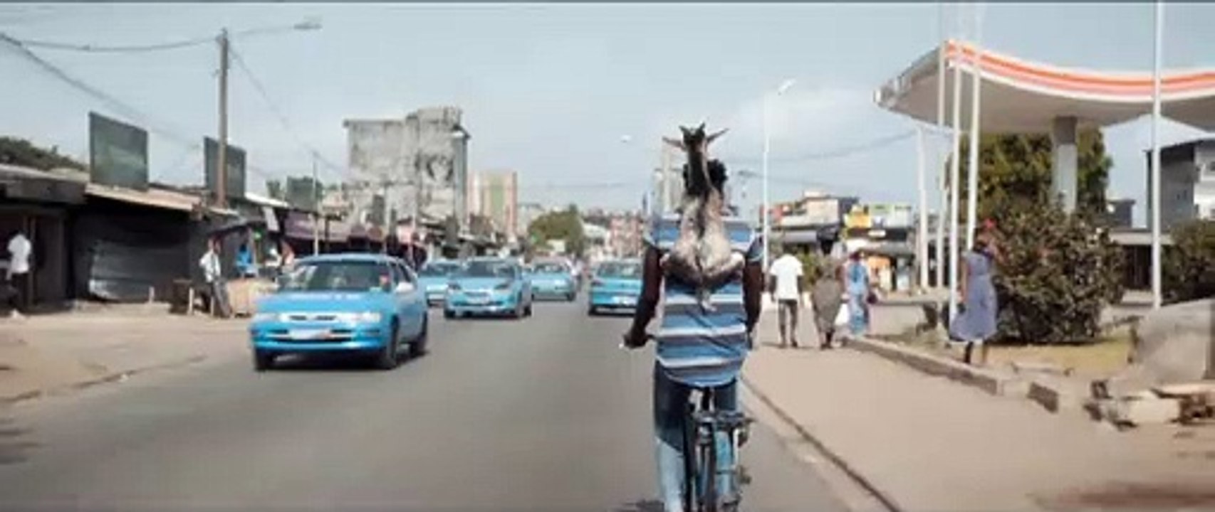 Seules Les Bêtes Film -  Laure Calamy, Denis Ménochet, Valeria Bruni Tedeschi, Damien Bonnard, Bastien Bouillon, Guy Roger N'Drin, Nadia Tereszkiewicz, Marie Amie