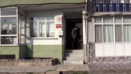 Üniversiteden 75 yaşında mezun oldu, Osmanlıca çeviri yapmak istiyor