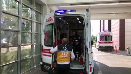 İki otomobil çarpıştı: 4 yaralı - ADIYAMAN