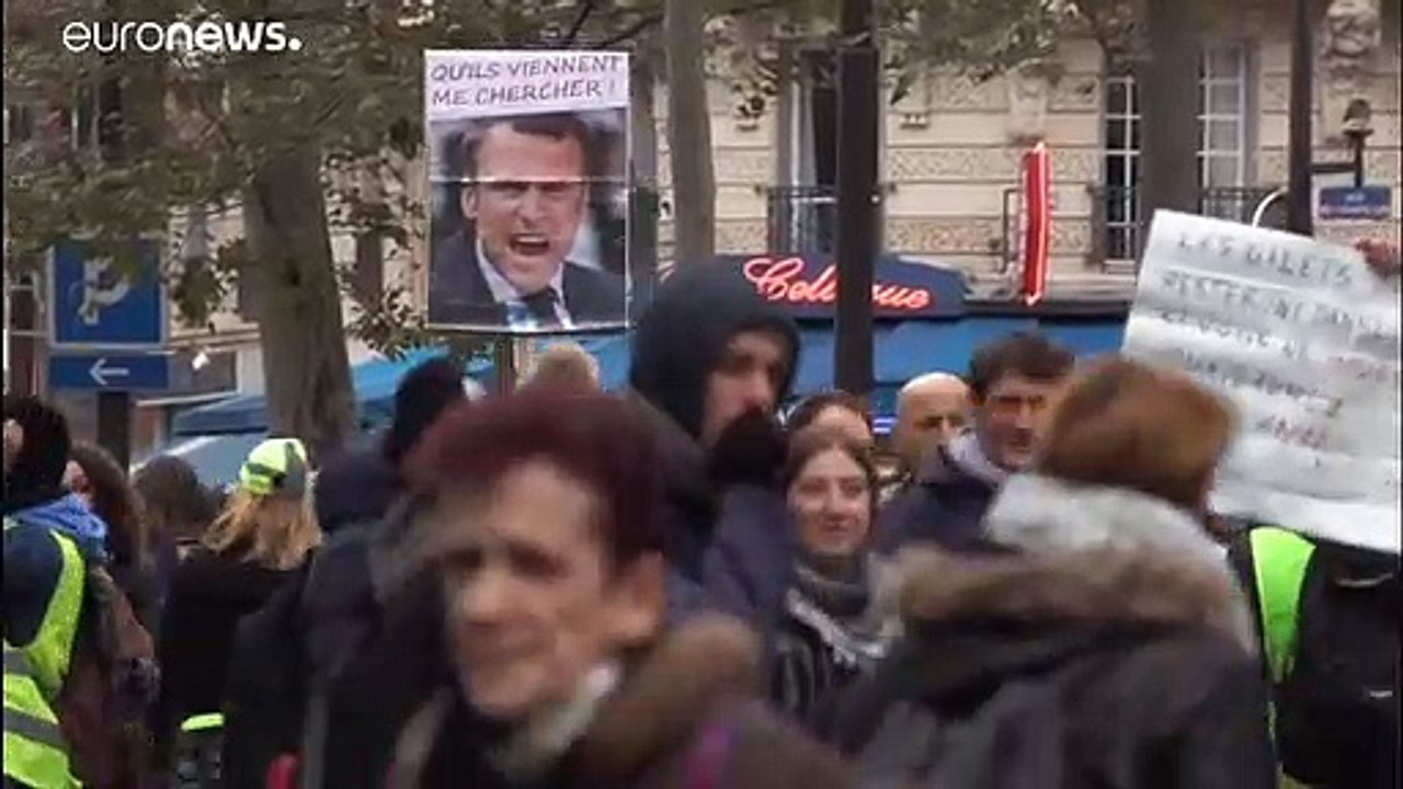 Blockaden, Krawalle, Tränengas: Gelbwesten-Protest zum Jahrestag