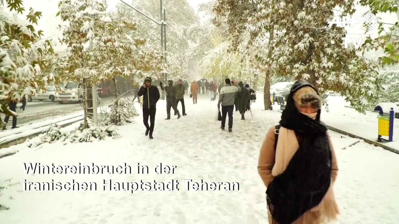 Heftiger Schneefall legt Teheran lahm