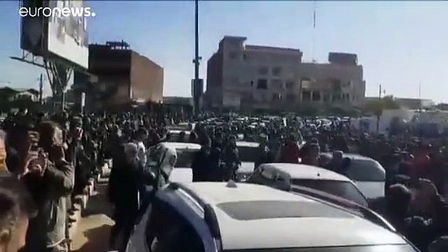 Um morto em novos protestos contra subida de preços dos combustíveis