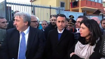 Villaricca - Luigi Di Maio alla Cava Alma, una discarica che rende impossibile la vita ai cittadini. 16.11.19