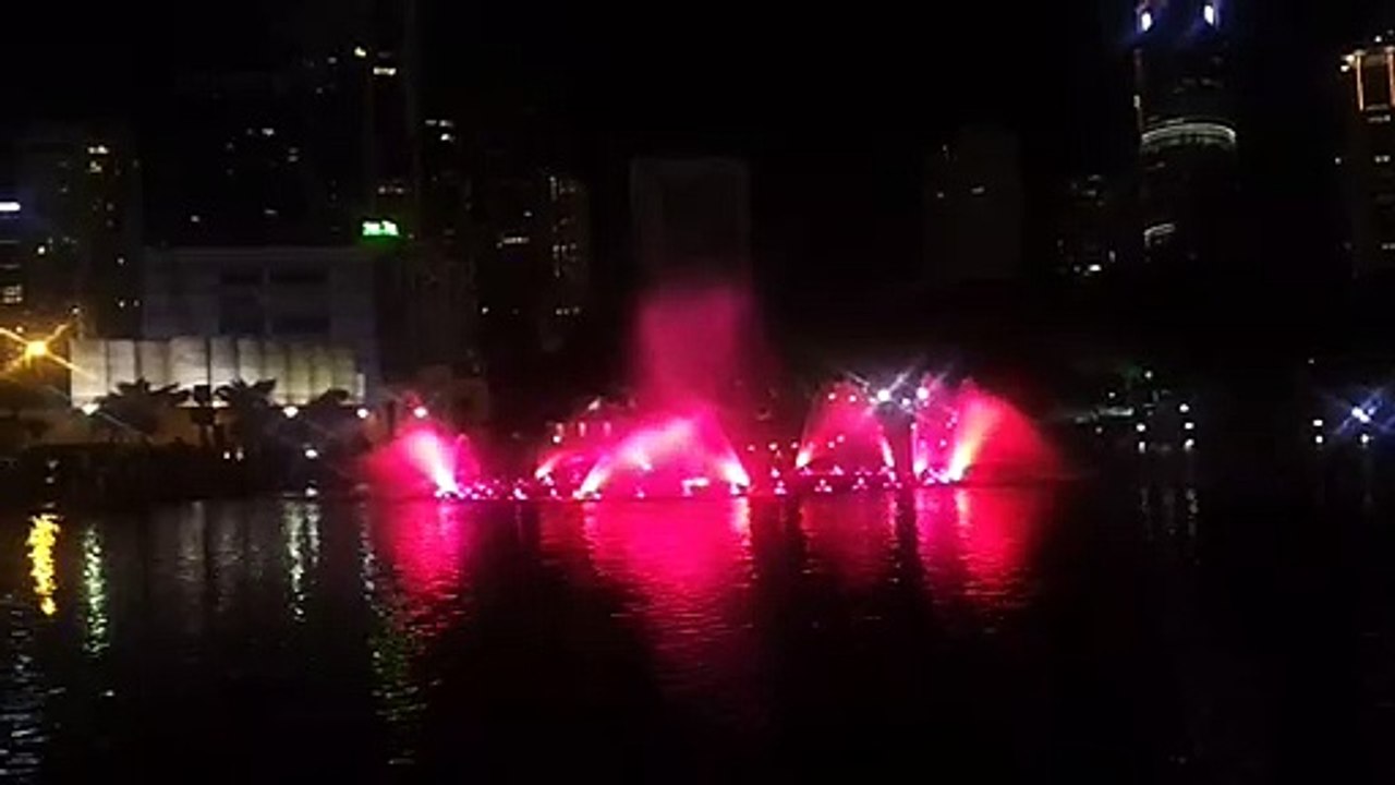 KLCC Lake Symphony Water Fountain - Malaysia -  Musical Fountain Show