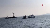 Kadıköy'de kayalıklara çarpan iki tekne kurtarıldı
