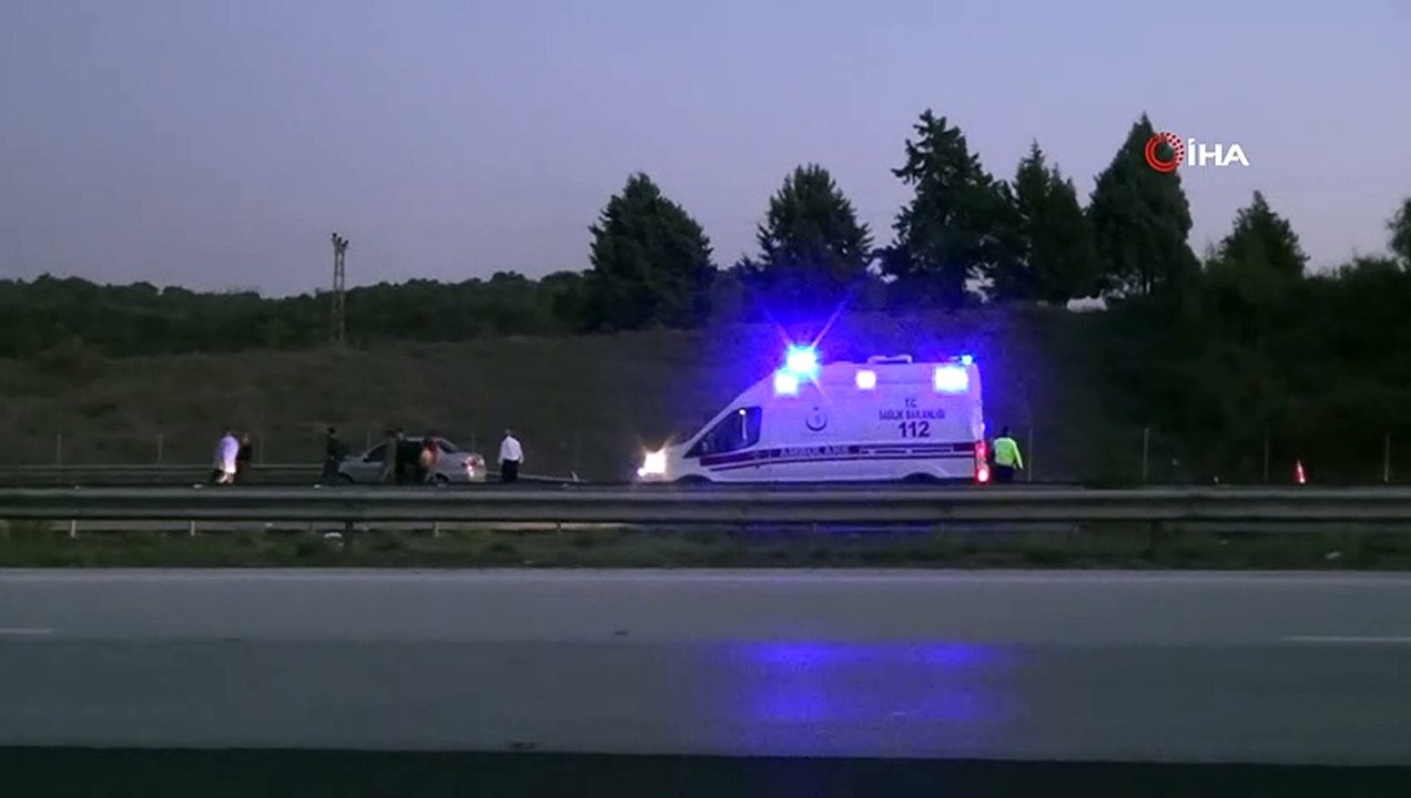 Seyir halinde lastiği patladı: 4'ü çocuk 6 yaralı