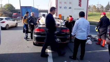 Anadolu Otoyolu'nda otomobil tıra arkadan çarptı: 3 yaralı - KOCAELİ