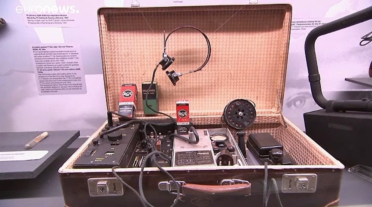Technik der Nazis und Kommunisten: Spionageausstellung in Prag