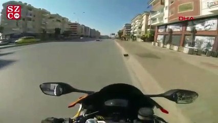 Tải video: Antalya’da önce motosikletin sonra otomobilin çarptığı kadın öldü