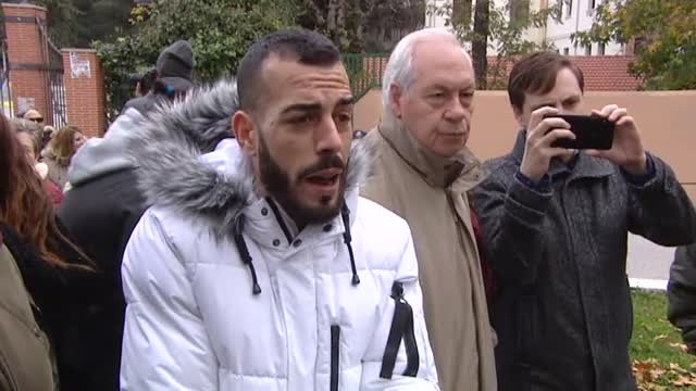 La concentración del grupo de extrema derecha 'Hogar social' en Hortaleza acaba sin incidentes