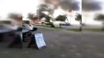 Tüpü patlayan köfte karavanı küle döndü