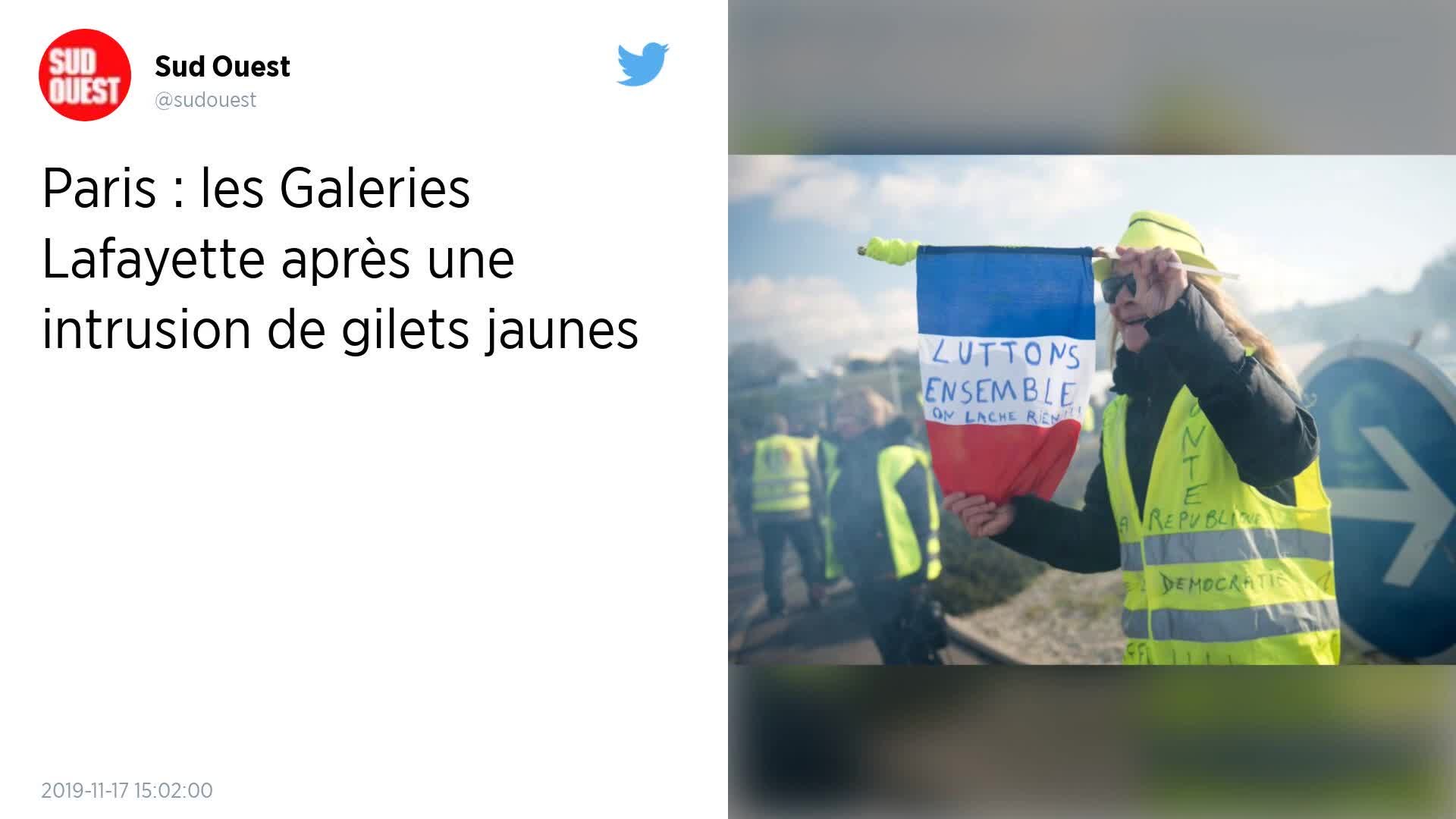 Gilets Jaunes Les Galeries Lafayette à Paris Fermées Après Une Intrusion