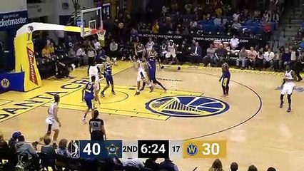 Juwan Morgan Posts 17 points & 11 rebounds vs. Santa Cruz Warriors
