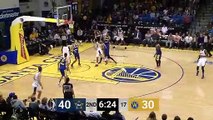 Juwan Morgan Posts 17 points & 11 rebounds vs. Santa Cruz Warriors