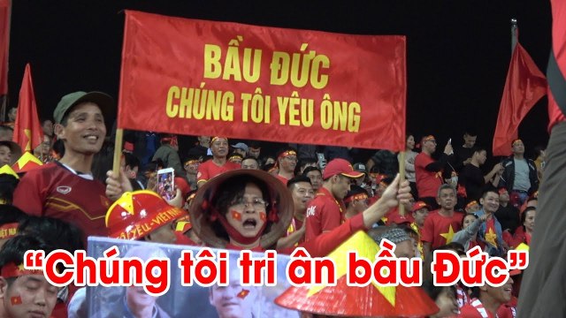 Tâm băng rôn đặc biệt Không có bầu Đức, không có thầy Park , NHM Việt Nam nói gì? | NEXT SPORTS