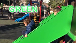 COLORS for KIDS playing in the PLAYGROUND | COLORES en INGLES  jugando en los columpios para niños - PARTE 2