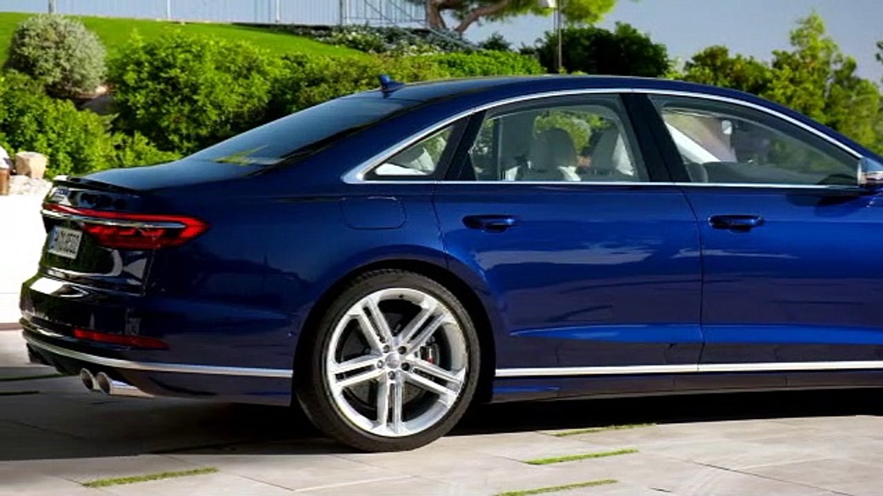 Audi S8 (Statique)