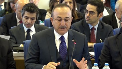 Video herunterladen: Dışişleri Bakanı Çavuşoğlu: 'Milli davamız Kıbrıs konusunda sırf müzakere etmek için tekrar masaya oturmayacağız' - TBMM