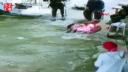 Cam fasulye konservesi patladı, korkuyla kaçıştılar