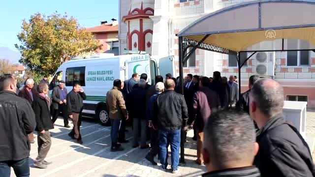 Çorum'daki trafik kazasında hayatını kaybedenlerin cenazeleri toprağa verildi - TOKAT