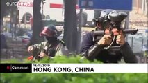 Hong Kong'da polis göstericilere plastik mermiyle müdahale etti