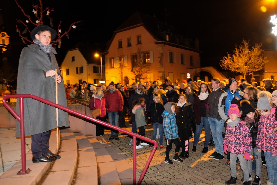 A Uffholtz, le Festival des Fenêtres de l'Avent propose un spectacle par jour du 1er au 24 décembre