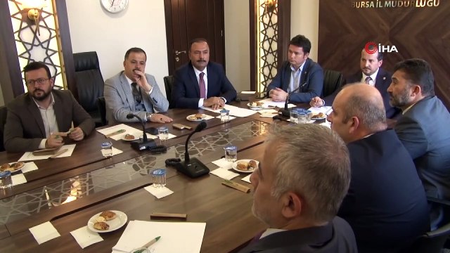 Refik Özen: “Tıbbi aromatik bitkilerden daha fazla katma değer elde edilecek”- Bursa’da tıbbi aromatik bitkiler toplantısı