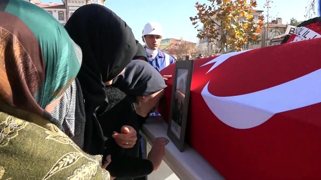 Kayseri'de trafik kazasında ölen uzman çavuş son yolculuğuna uğurlandı - SİVAS